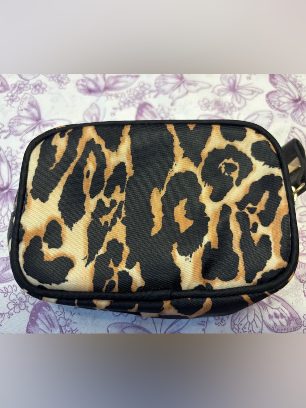 🌀Victoria's Secret Leopard Print Cosmetic Bag - Picture 2 of 4